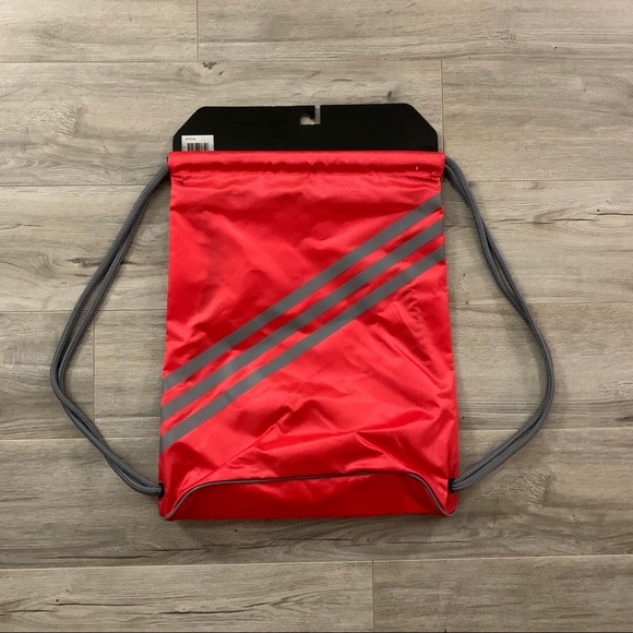 ❣️2/$35❣️ Adidas drawstring bag - Picture 2 of 2